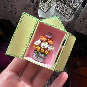 Small Matchbox “Amor Eterno” Bouquet